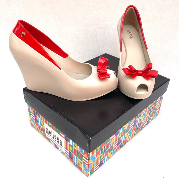 Melissa Queen Peep Toe Baby blush Bow Wedges 8 - Picture 1 of 10